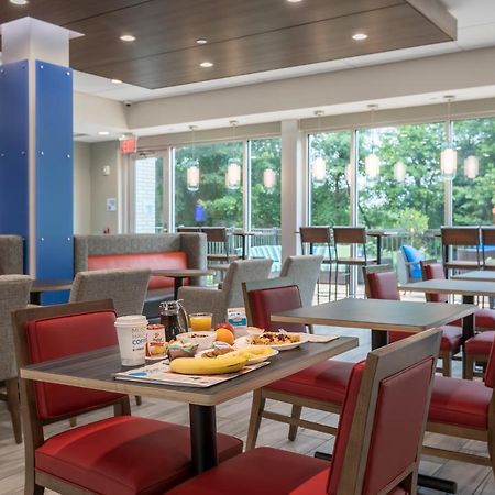 Holiday Inn Express & Suites Greenville S - Piedmont By Ihg Buitenkant foto