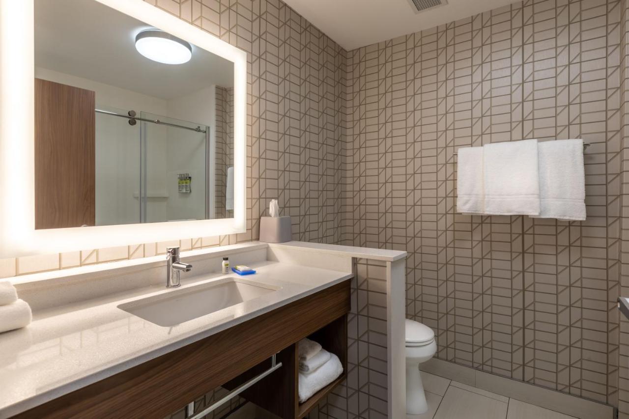 Holiday Inn Express & Suites Greenville S - Piedmont By Ihg Buitenkant foto