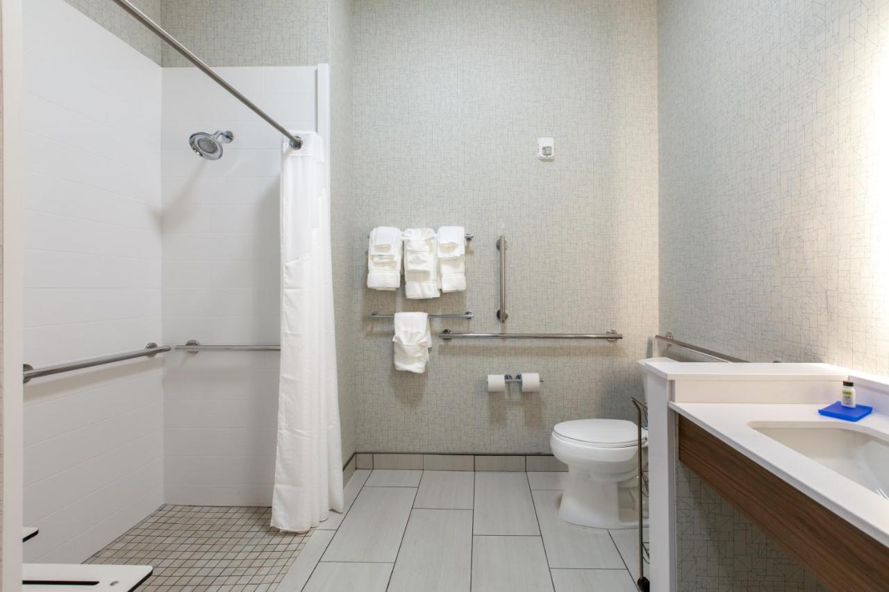 Holiday Inn Express & Suites Greenville S - Piedmont By Ihg Buitenkant foto