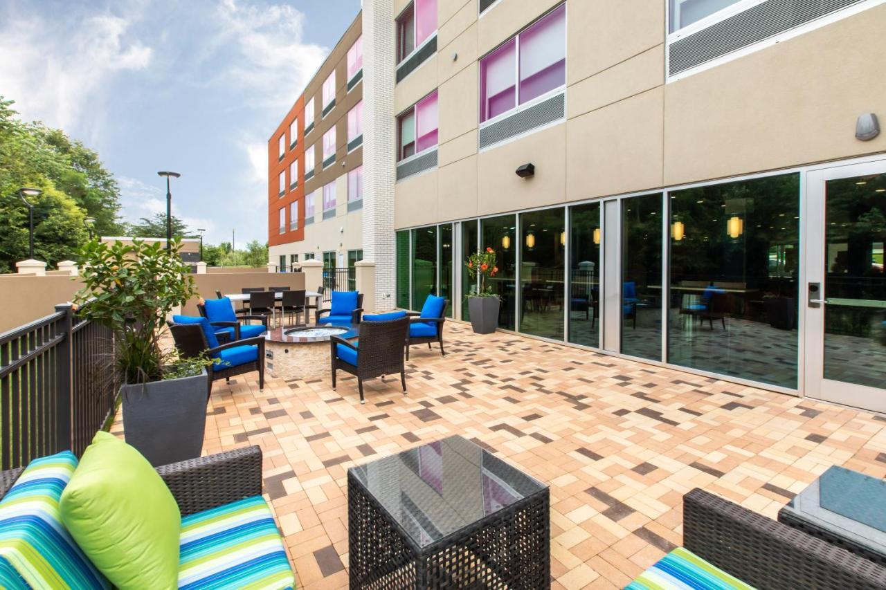 Holiday Inn Express & Suites Greenville S - Piedmont By Ihg Buitenkant foto